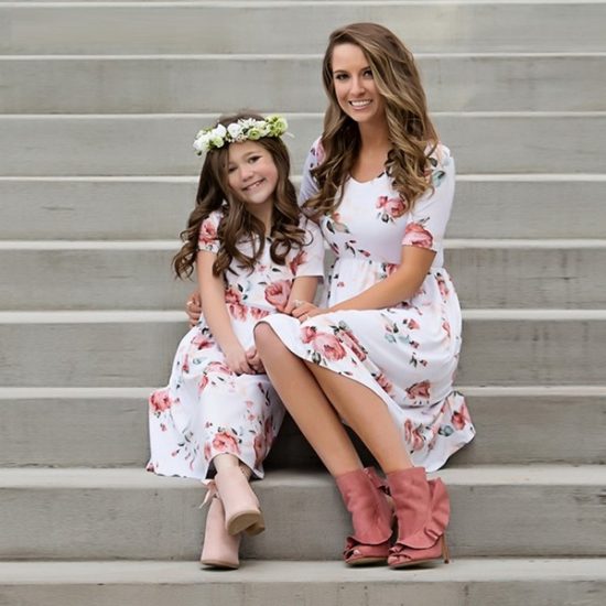 Нарядные платья мама дочка в одном стиле - фото идеи красивых образов