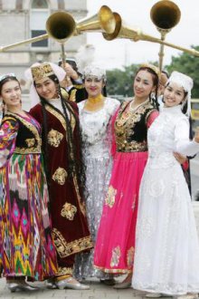 Особенности узбекского национального костюма